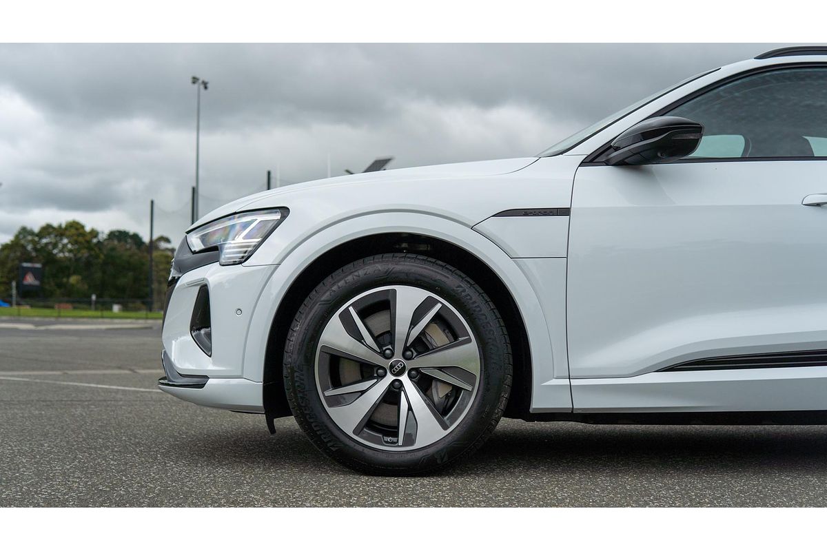 2024 Audi Q8 e-tron 50 GE