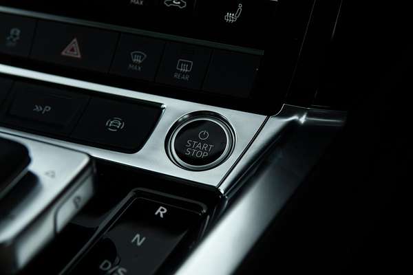 2024 Audi Q8 e-tron 50 GE