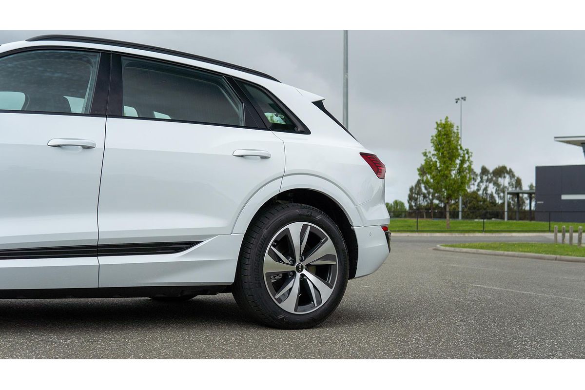 2024 Audi Q8 e-tron 50 GE