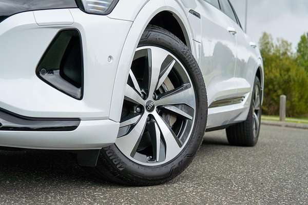 2024 Audi Q8 e-tron 50 GE