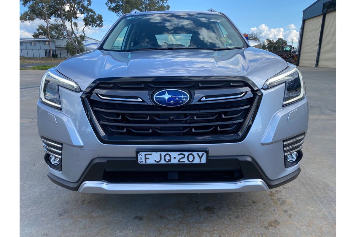 2024 Subaru Forester 2.5i-S S5