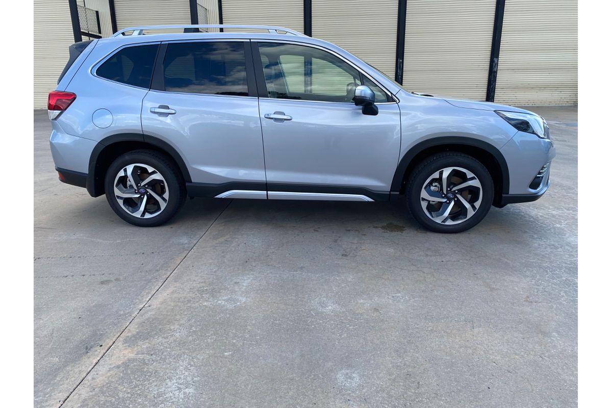 2024 Subaru Forester 2.5i-S S5