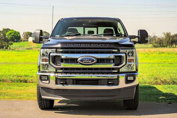 2022 Ford F250 XLT 4X4
