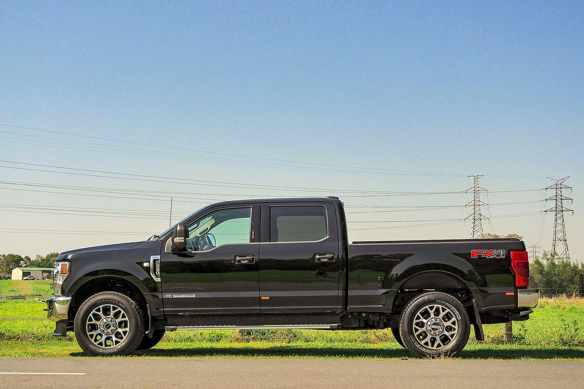 2022 Ford F250 XLT 4X4