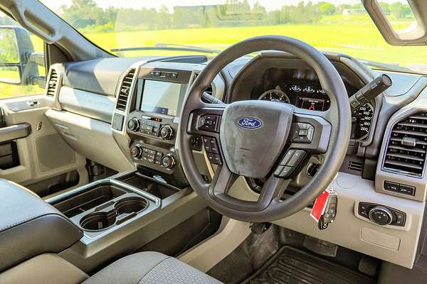 2022 Ford F250 XLT 4X4
