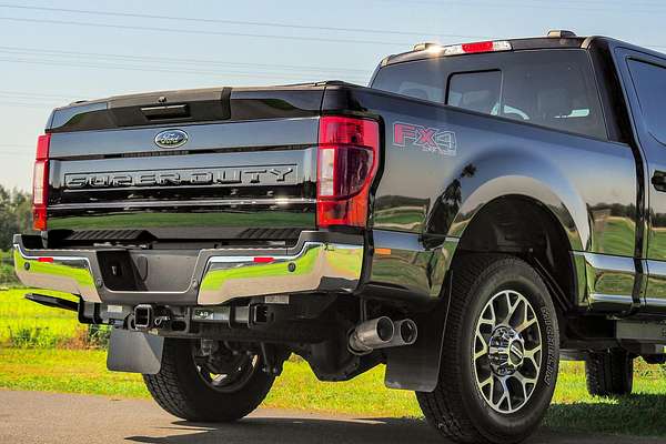 2022 Ford F250 XLT 4X4
