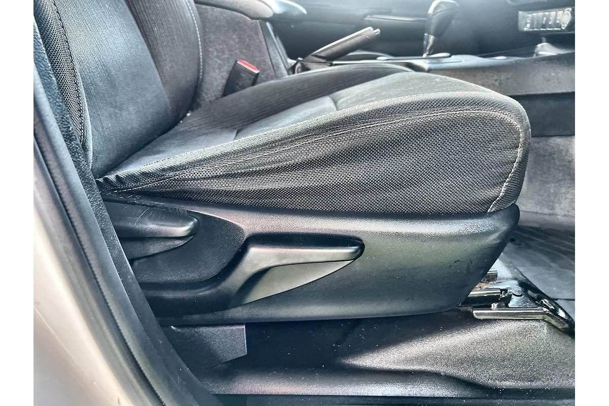 2020 Toyota Hilux SR GUN126R 4X4