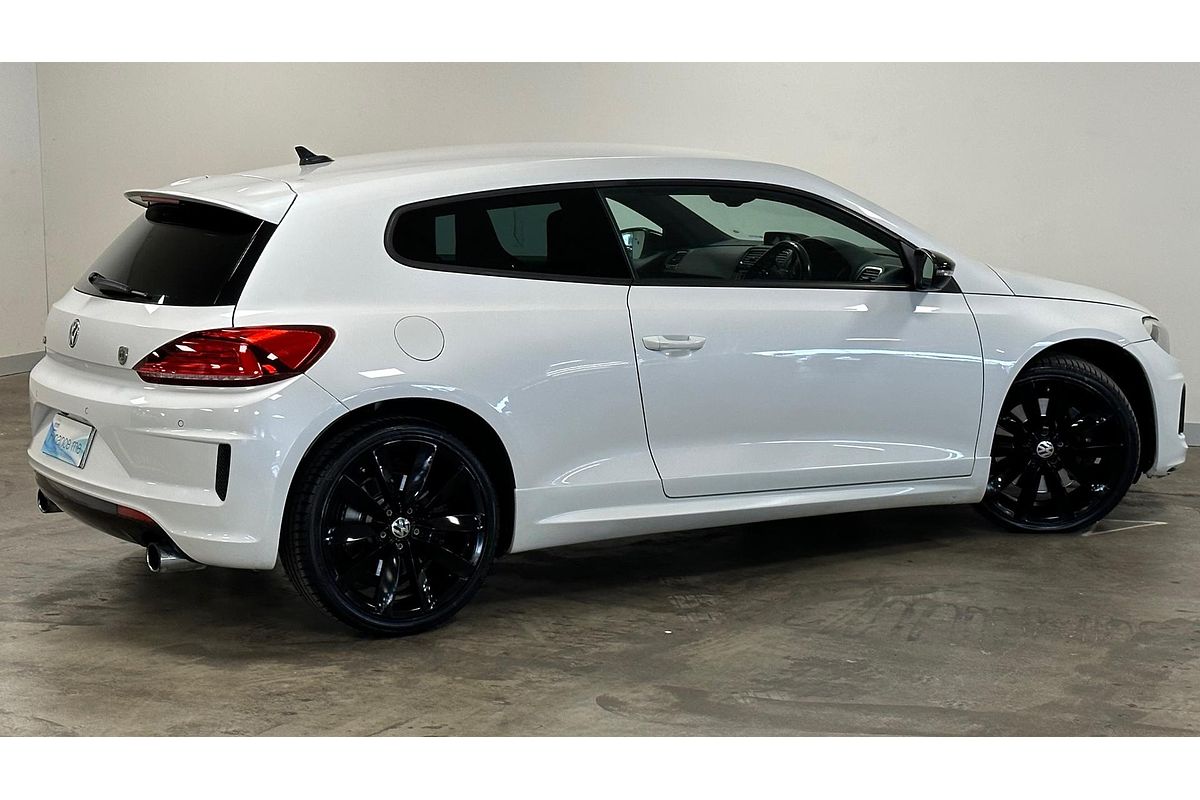 2016 Volkswagen Scirocco R Wolfsburg Edition 1S