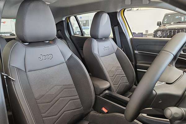 2024 Jeep Avenger Limited JJ
