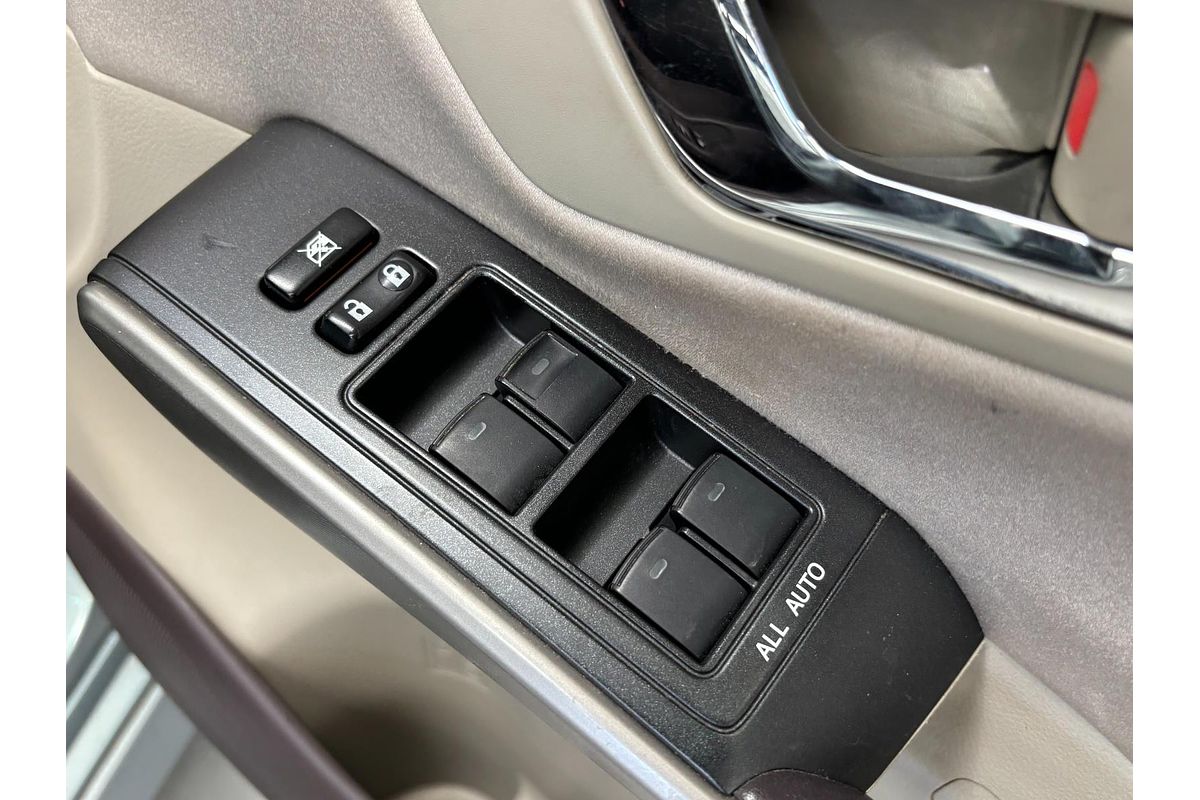 2010 Toyota Sai Hybrid AZK10