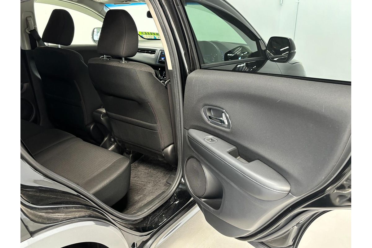 2014 Honda VEZEL HYBRID X RU31