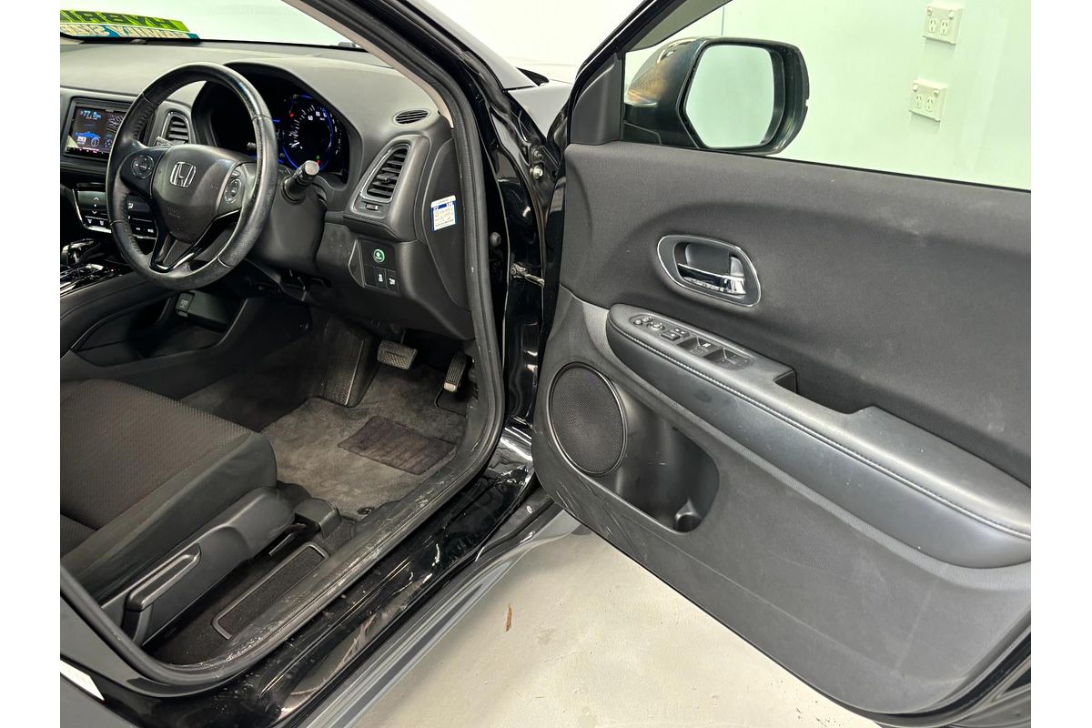 2014 Honda VEZEL HYBRID X RU31
