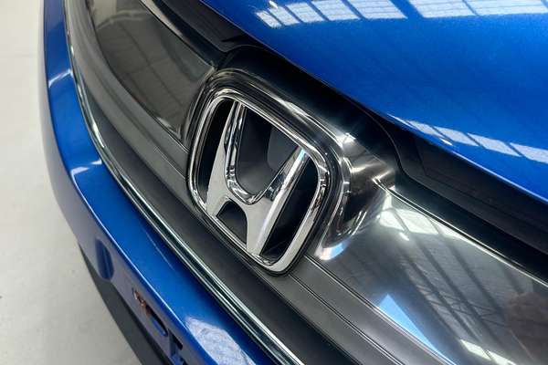 2014 Honda FIT Hybrid GP5