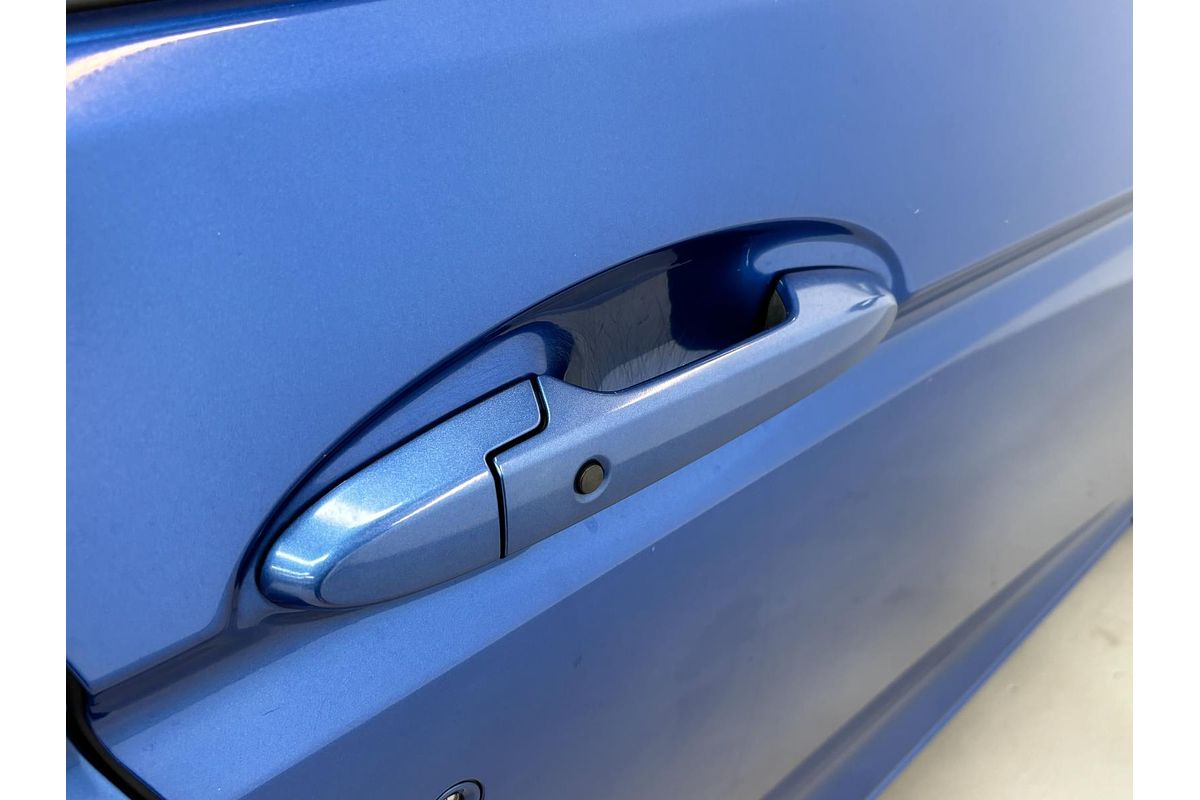 2014 Honda FIT Hybrid GP5