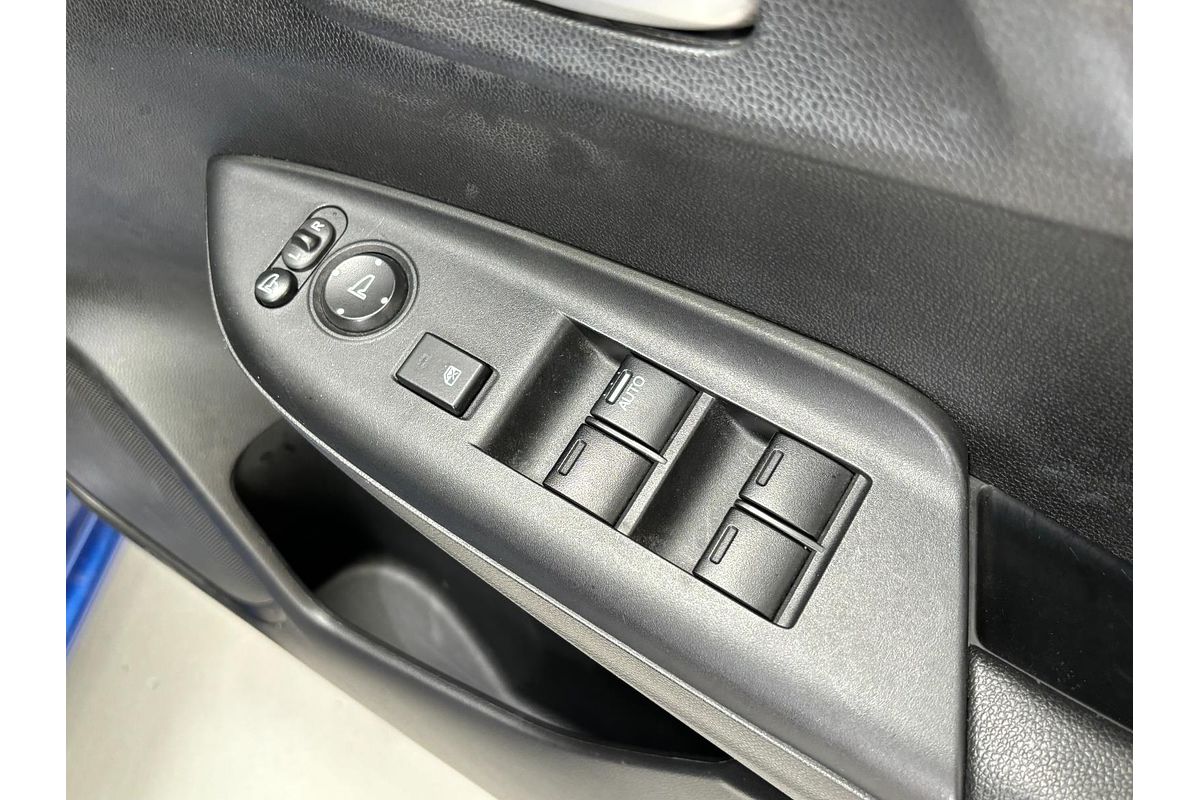 2014 Honda FIT Hybrid GP5