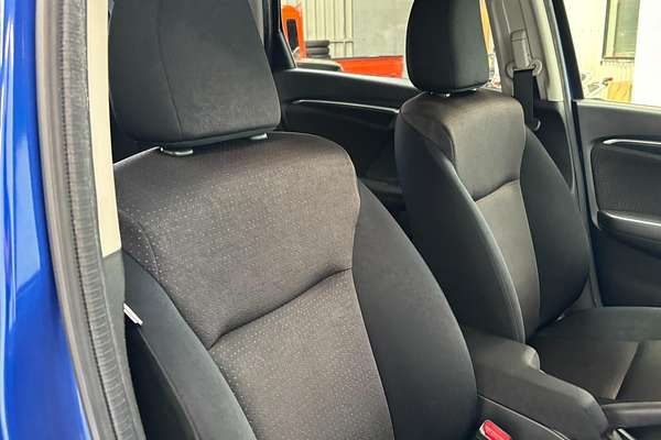 2014 Honda FIT Hybrid GP5