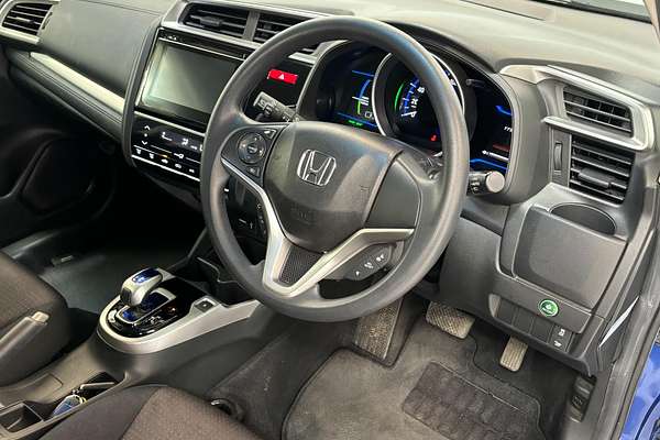 2014 Honda FIT Hybrid GP5