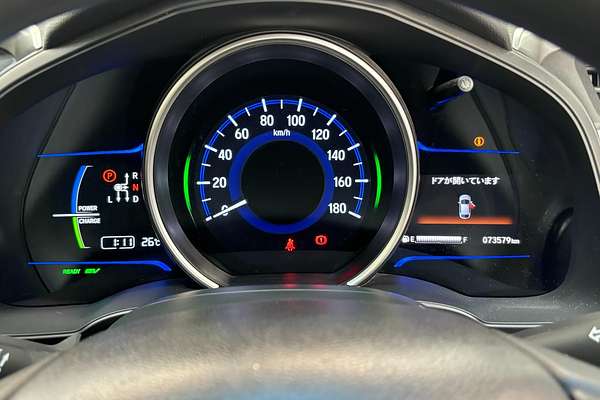 2014 Honda FIT Hybrid GP5