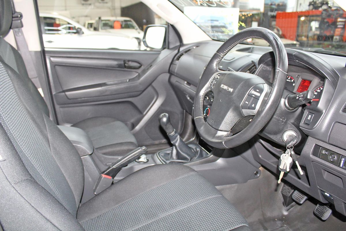 2015 Isuzu D-MAX SX 4X4