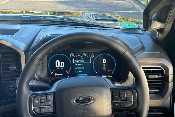 2022 Ford F-150 Platinum 4X4