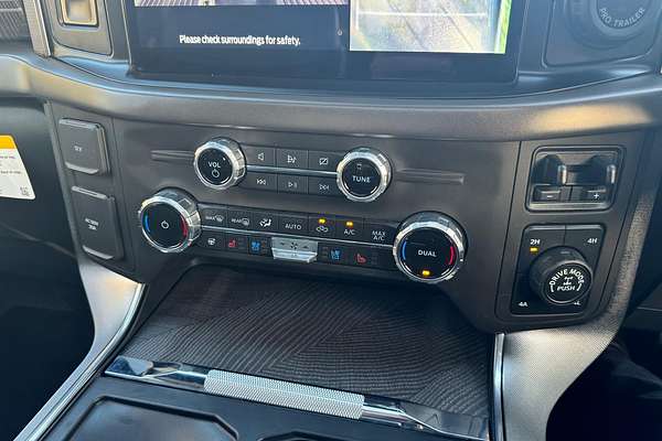 2022 Ford F-150 Platinum 4X4