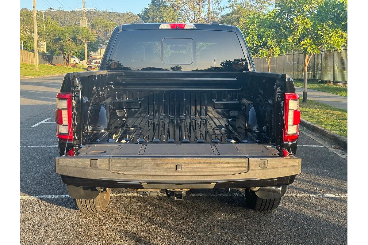 2022 Ford F-150 Platinum 4X4