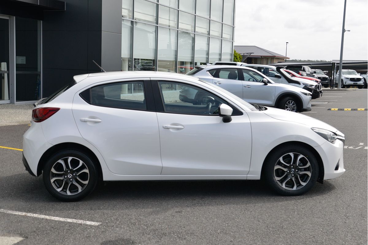 2016 Mazda 2 Genki DJ Series