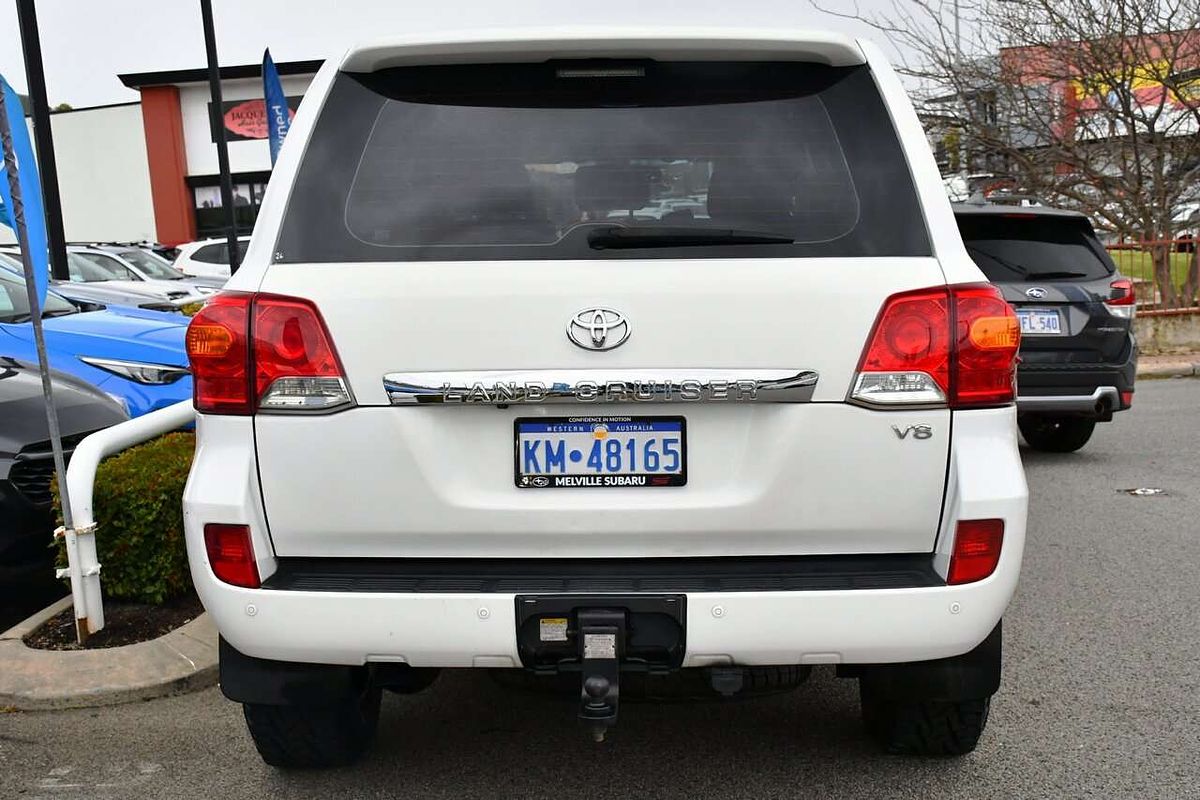 2014 Toyota Landcruiser GXL VDJ200R
