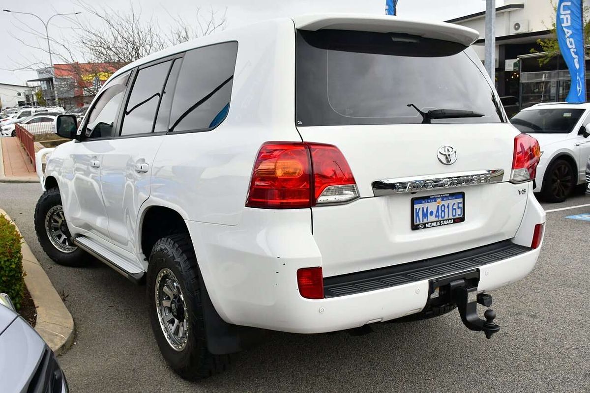 2014 Toyota Landcruiser GXL VDJ200R