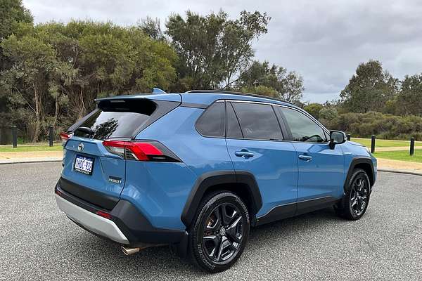 2021 Toyota RAV4 Edge AXAH54R