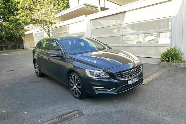 2017 Volvo V60 D4 Luxury