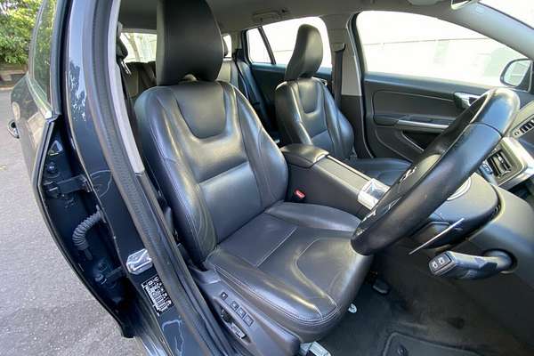 2017 Volvo V60 D4 Luxury
