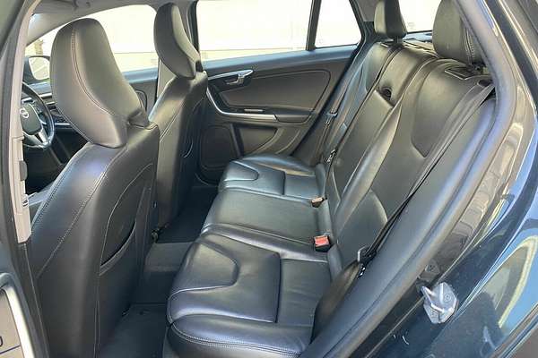 2017 Volvo V60 D4 Luxury