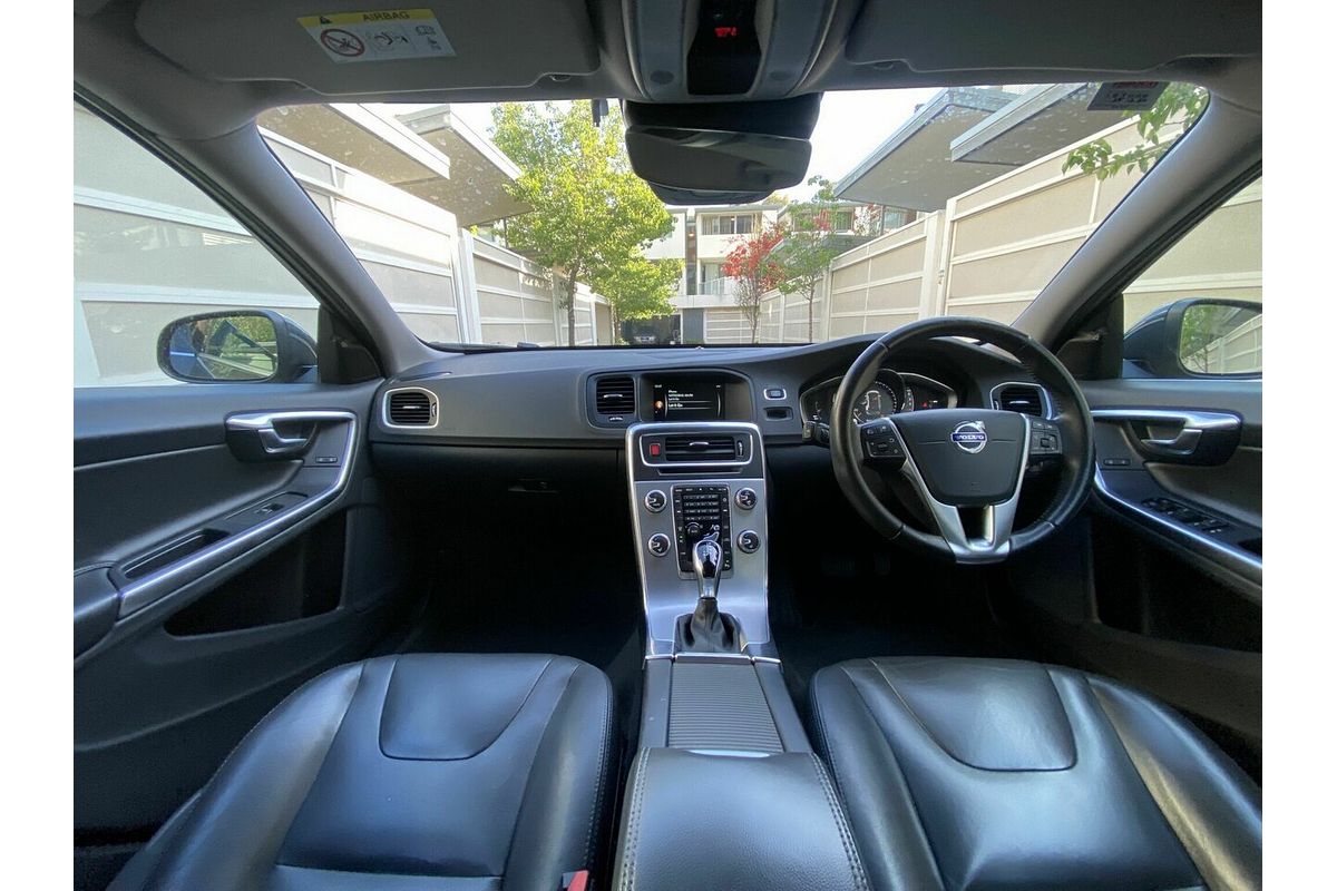 2017 Volvo V60 D4 Luxury