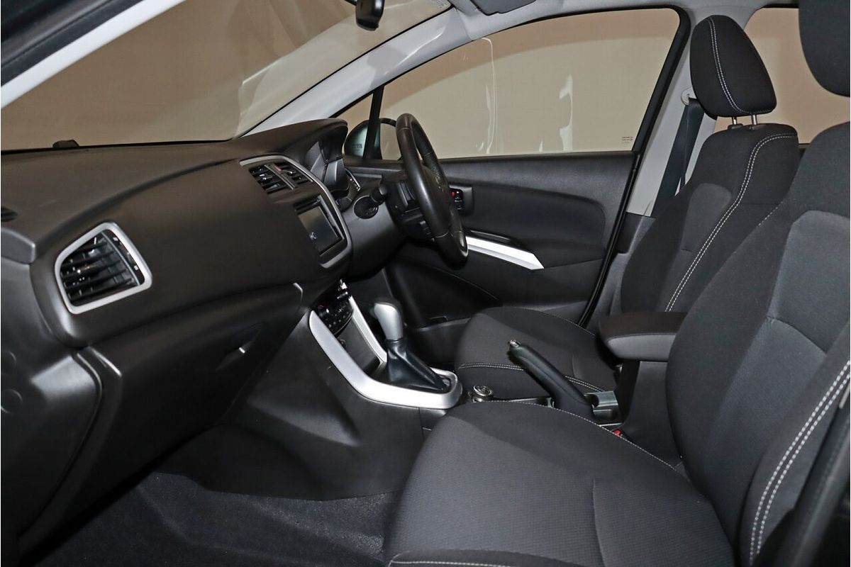 2014 Suzuki S-Cross GLX JY