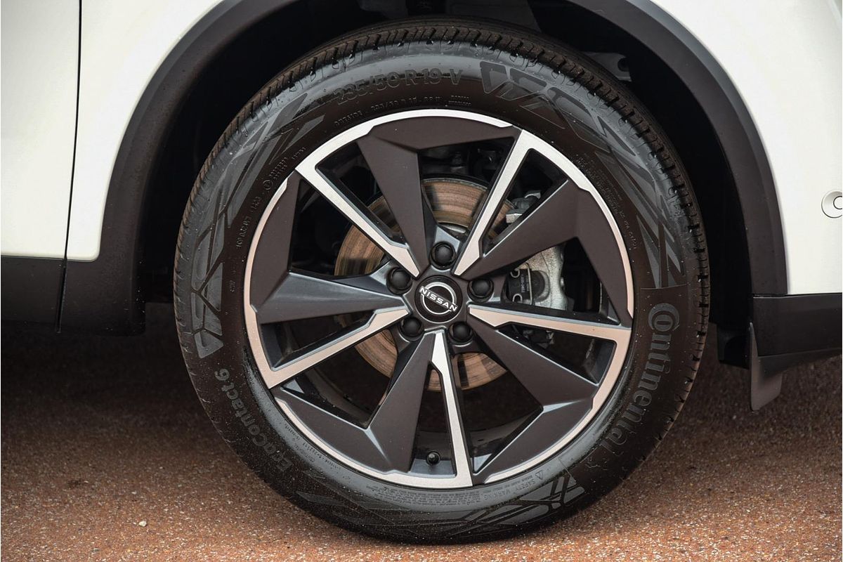 2023 Nissan QASHQAI Ti J12