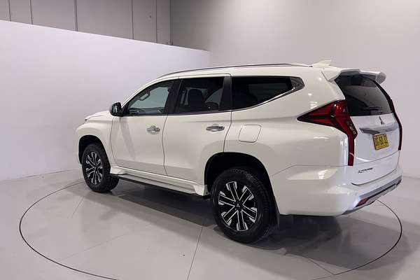 2022 Mitsubishi Pajero Sport GLS QF