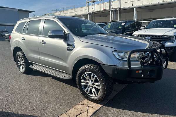 2017 Ford Everest Trend UA