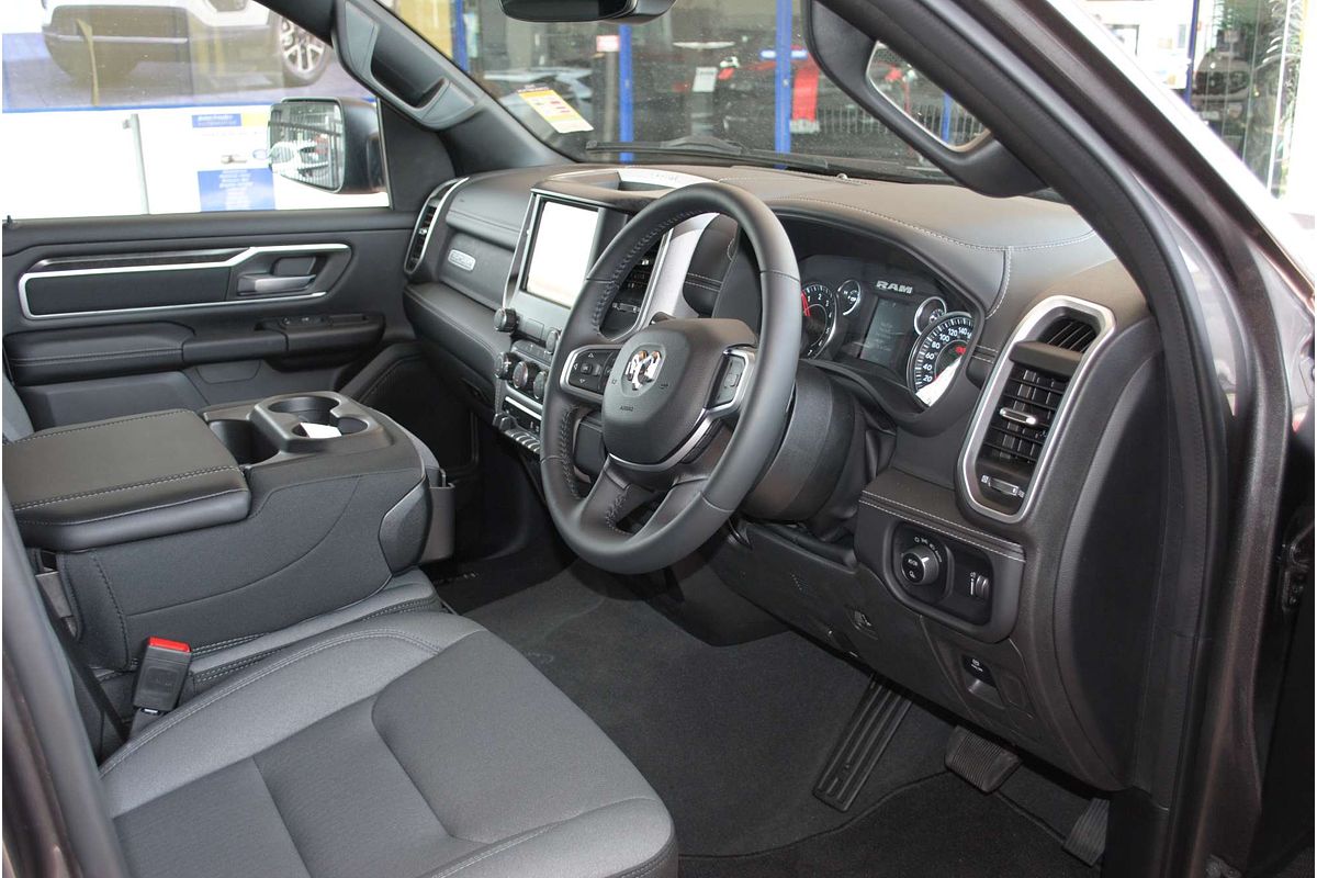 2023 RAM 1500 Big Horn DT 4X4 LWB