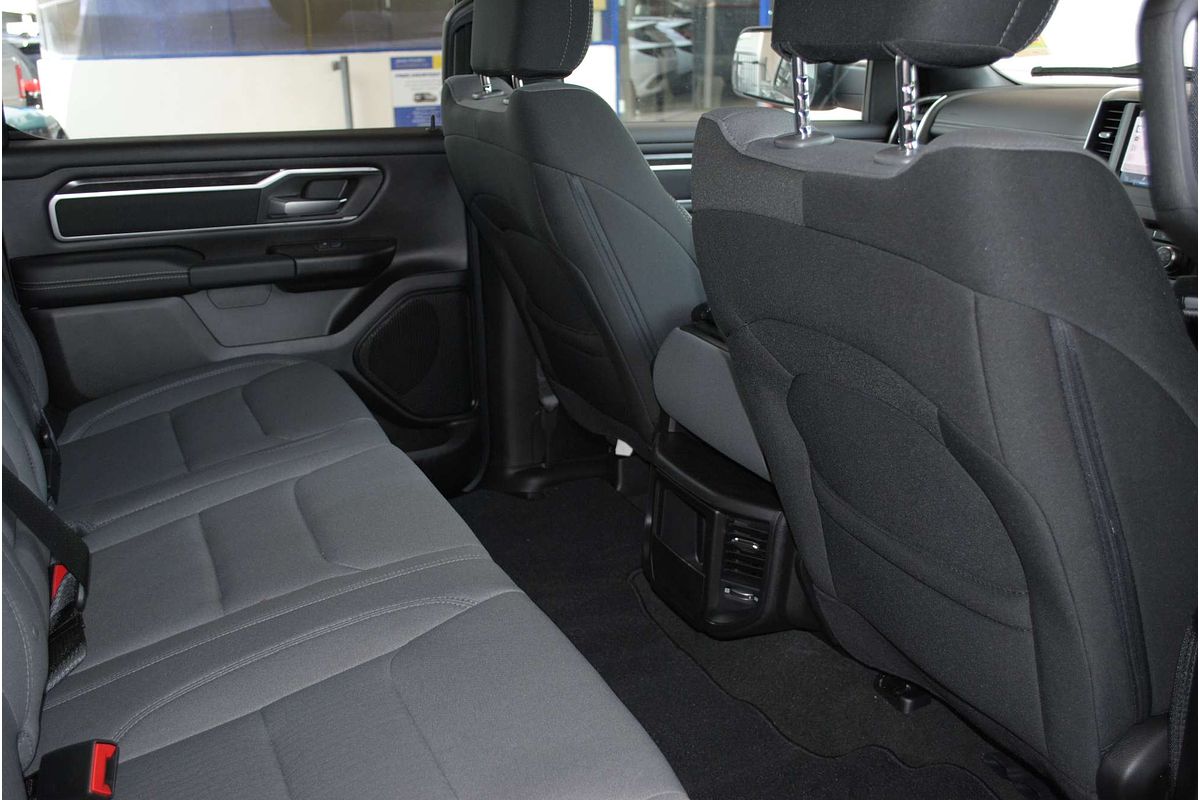 2023 RAM 1500 Big Horn DT 4X4 LWB