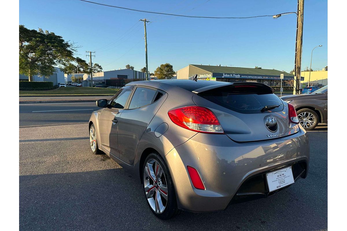 2013 Hyundai Veloster  FS2