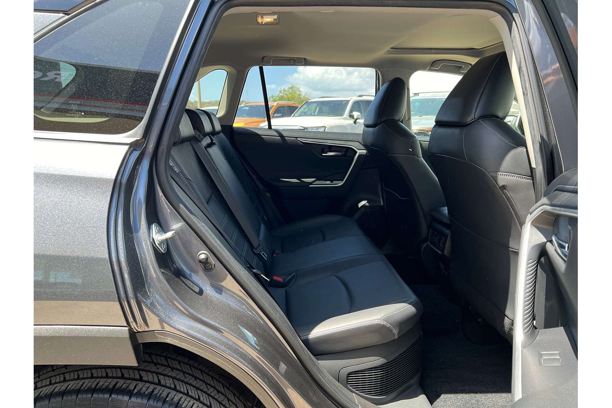 2021 Toyota RAV4 Cruiser AXAH52R