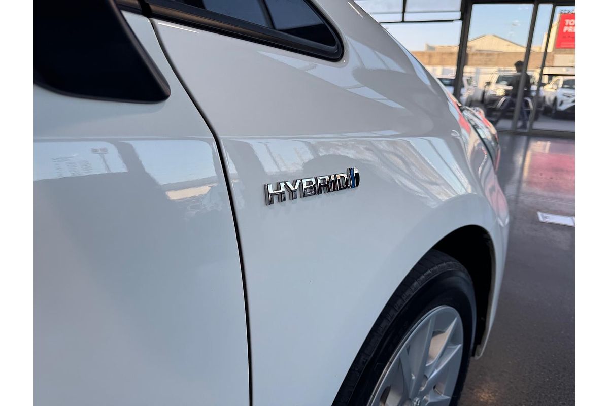 2020 Toyota Prius V ZVW40R