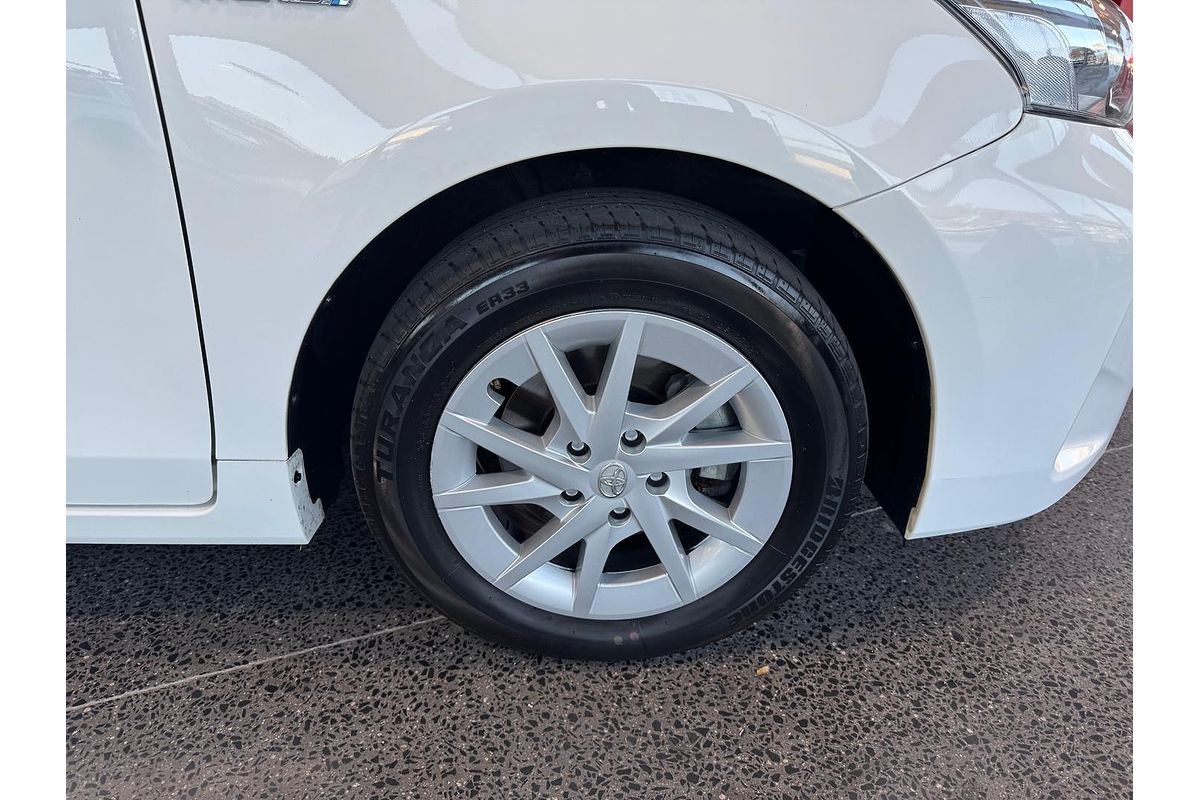 2020 Toyota Prius V ZVW40R
