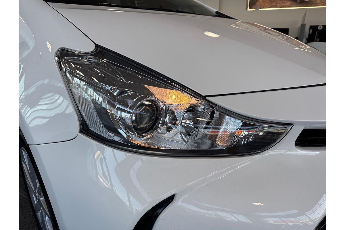 2020 Toyota Prius V ZVW40R