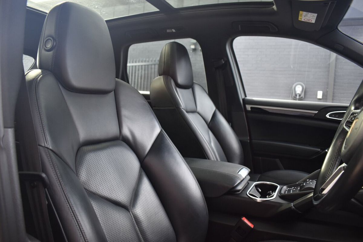 2015 Porsche Cayenne Diesel 92A