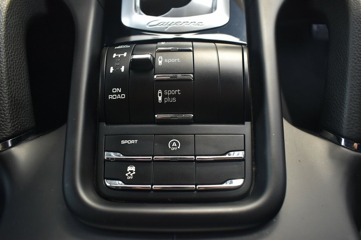 2015 Porsche Cayenne Diesel 92A