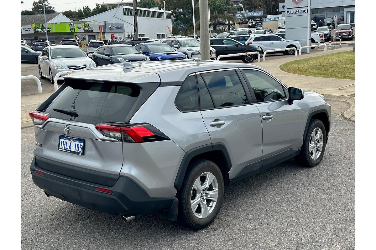 2021 Toyota RAV4 GXL MXAA52R