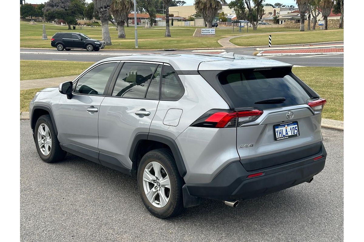 2021 Toyota RAV4 GXL MXAA52R