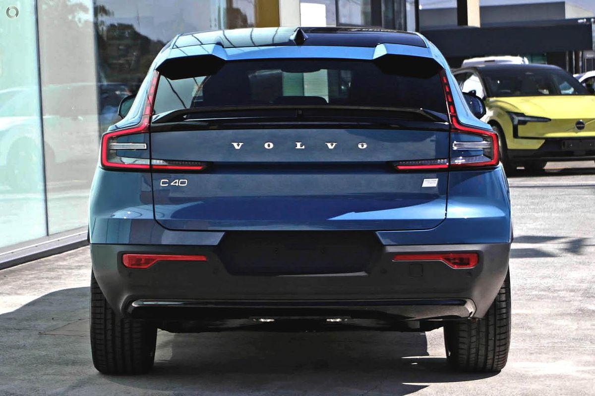 2024 Volvo C40 Recharge Twin